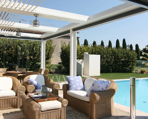 Adana Rolling Roof Sistemleri: Akdeniz İklimine Özel Modern Çatı Çözümleri