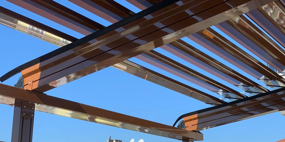 Amasya Rolling Roof Sistemleri: Yeşil Irmak Kenarında Dört Mevsim Konfor